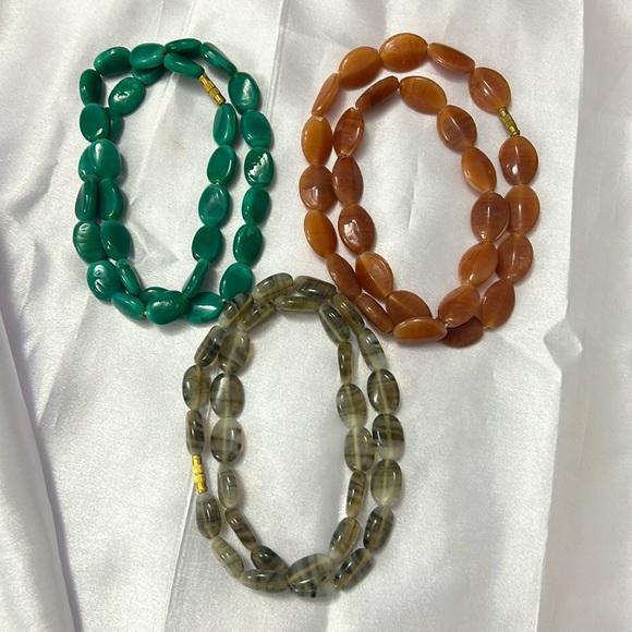 Handmade flat bead necklace - Set of 3 - Picture 4 of 4